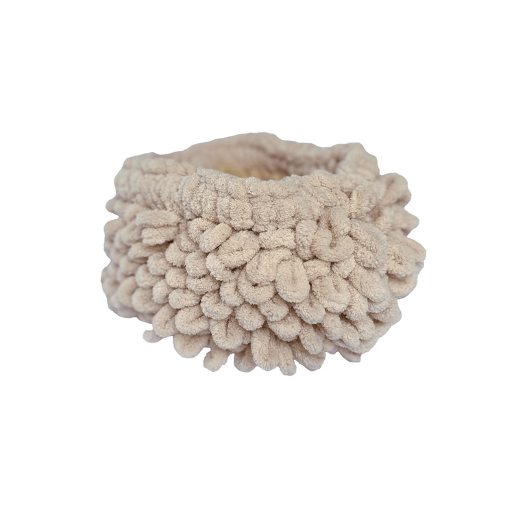 Loop Stich Beige Clutch